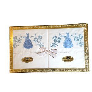 Vtg Artlin Fifth Avenue Decorative Embroidered Pillow Case Set -Blue Bonnet Lady
